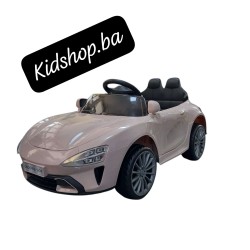 Auto na akumulator
